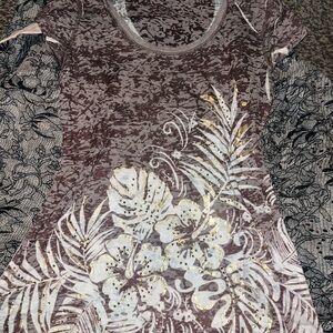 y2k 2000’s Maurice’s Tee